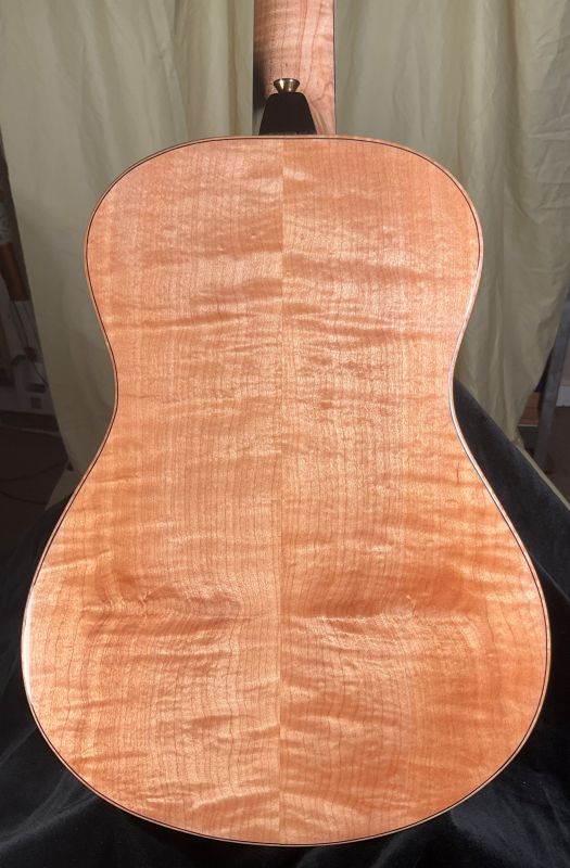 laughlin baritone ukulele